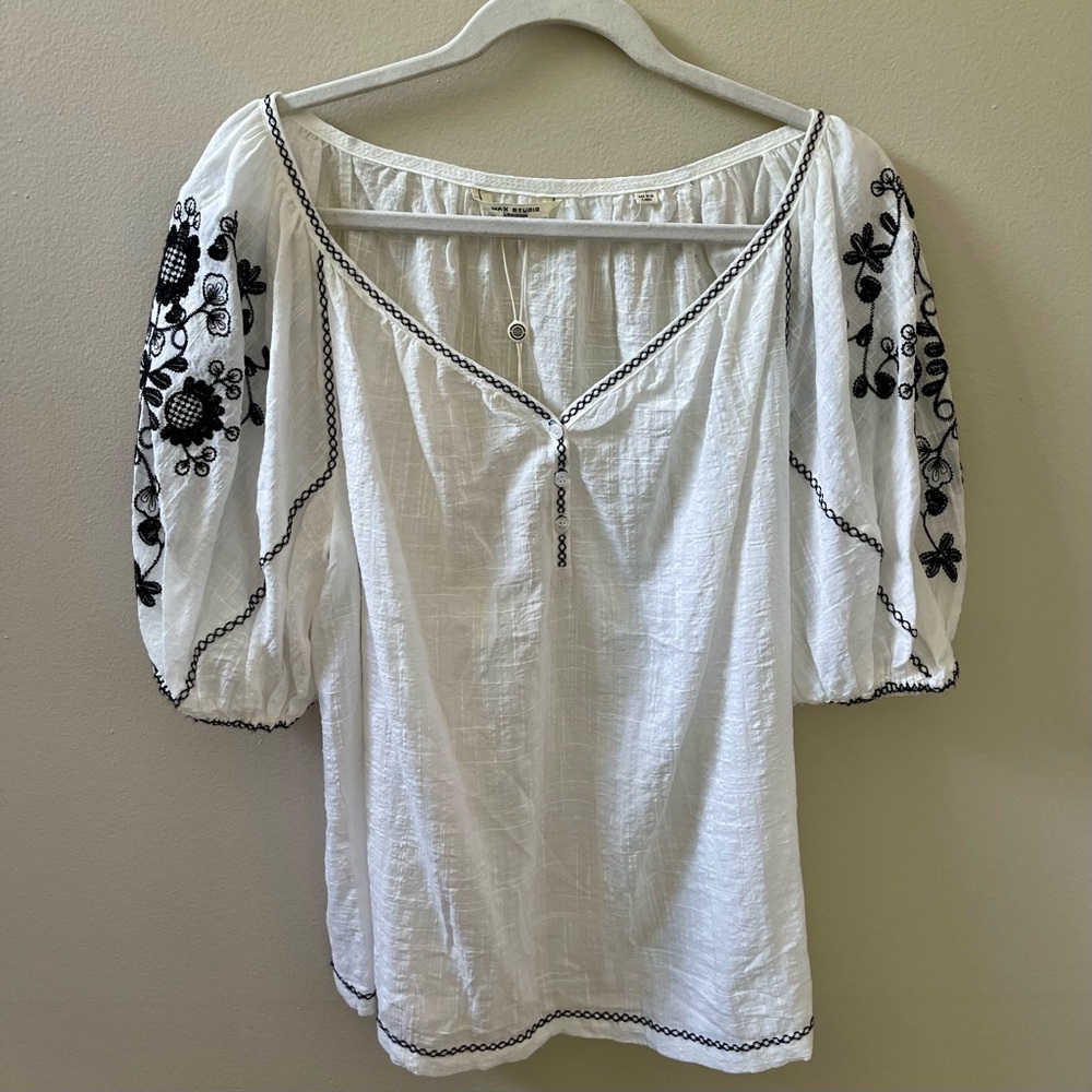 Max Studio V Neck Sunflower Embroidered Puff Sleeve Top Blouse Sz S - Picture 2 of 16